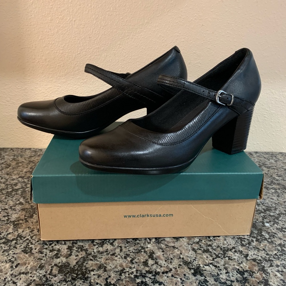 Clarks Promise Sassa Black Leather Heels